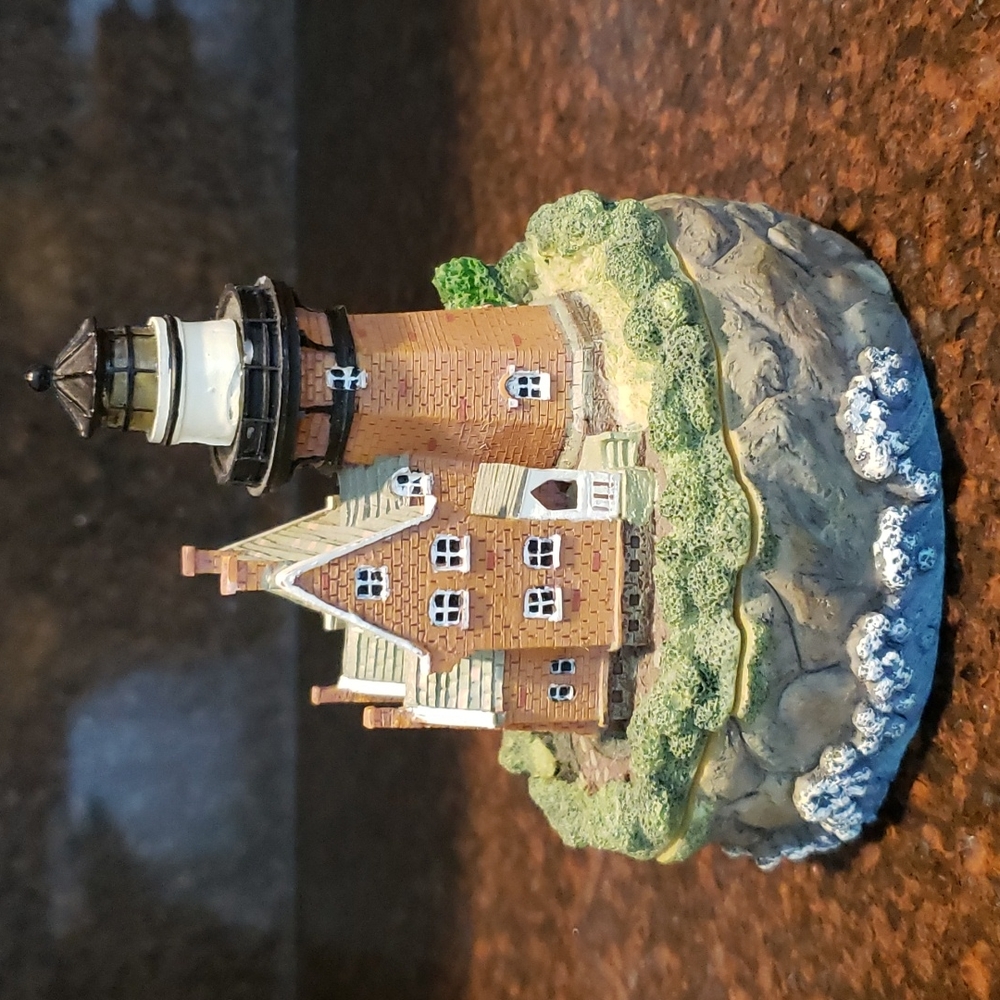Block Island Lighthouse treasure box